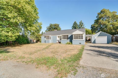 Photo of 617 120th Street S, Tacoma, WA 98444 (MLS # 2437632)