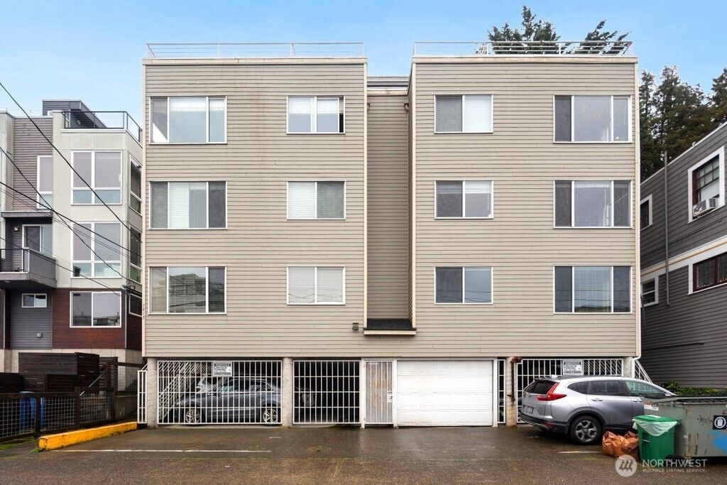 Photo of 2213 Boylston Avenue E #201, Seattle, WA 98102 (MLS # 2355583)