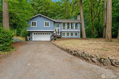 Photo of 7540 Grahns Lane NE, Bremerton, WA 98311 (MLS # 2557545)