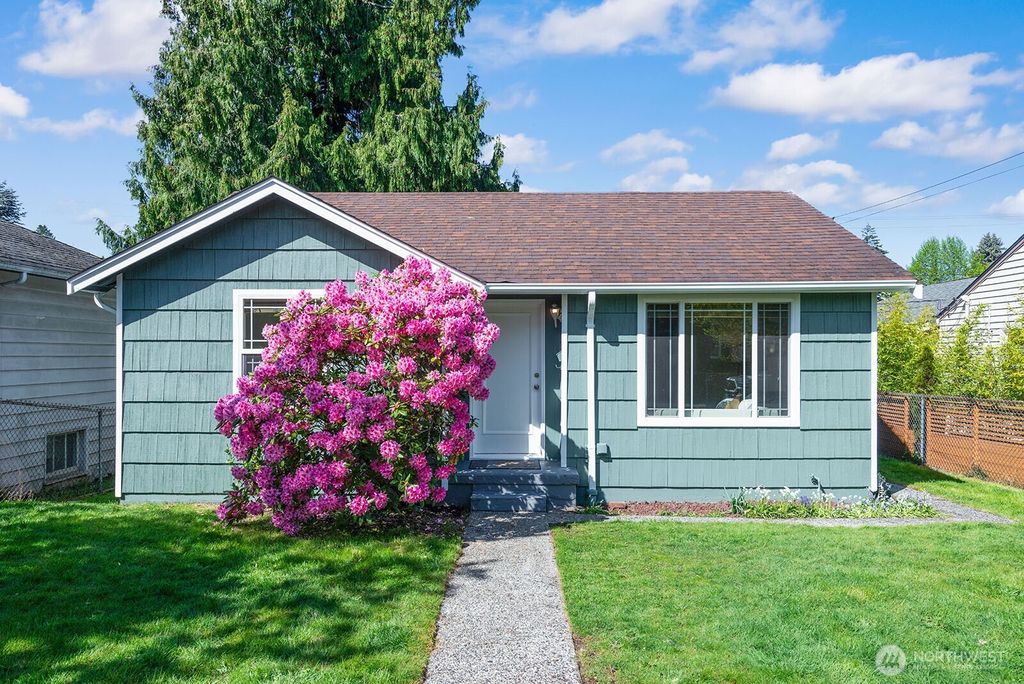 Photo of 7929 17th Avenue SW, Seattle, WA 98106 (MLS # 2364333)