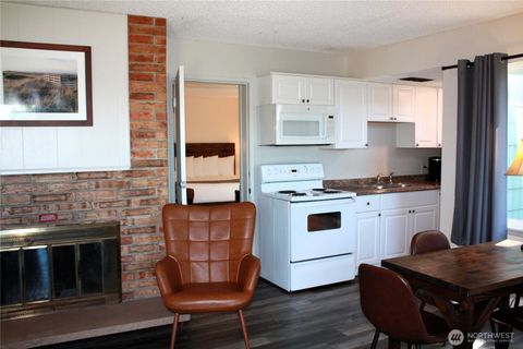 710 S Hancock Street 102&3 Westport WA 98595