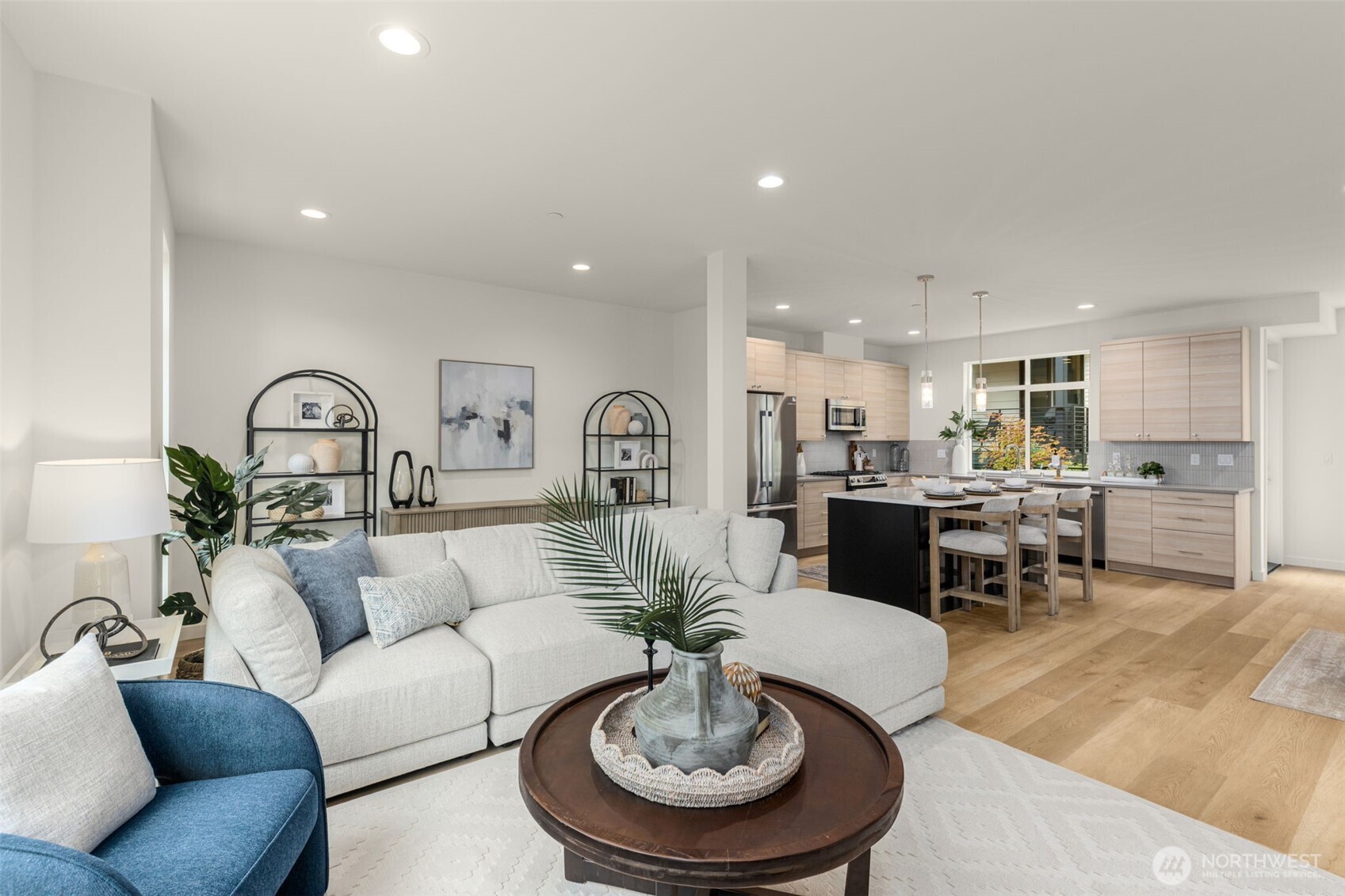 16006 Main View Lane NE