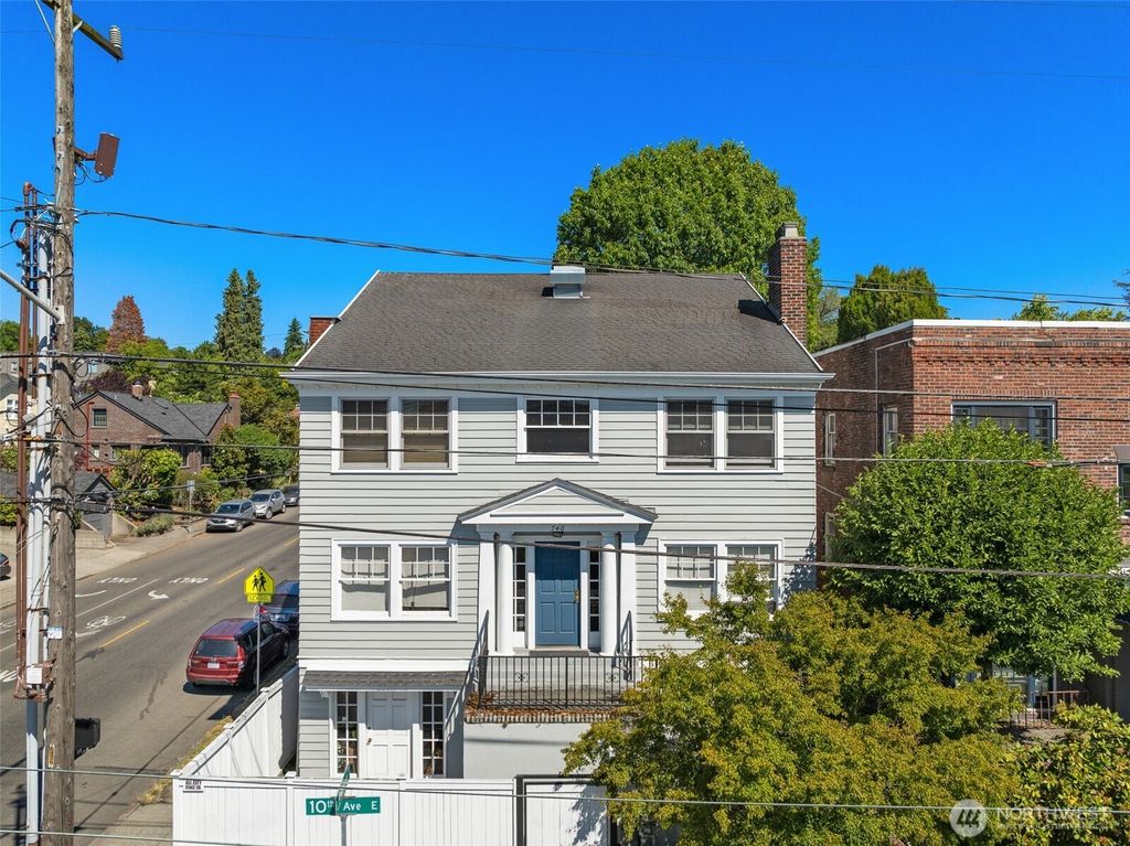 Photo of 746 10th Avenue E, Seattle, WA 98102 (MLS # 2370837)