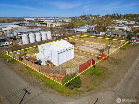 Photo of 1103 & 1109 N 12th Avenue, Walla Walla, WA 99362 (MLS # 2474817)