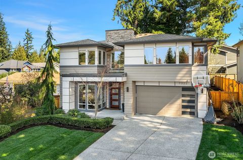 Photo of 7322 124th Avenue NE, Kirkland, WA 98033 (MLS # 2501575)