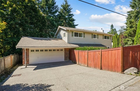 Photo of 8003 NE 203rd Street, Kenmore, WA 98028 (MLS # 2584128)