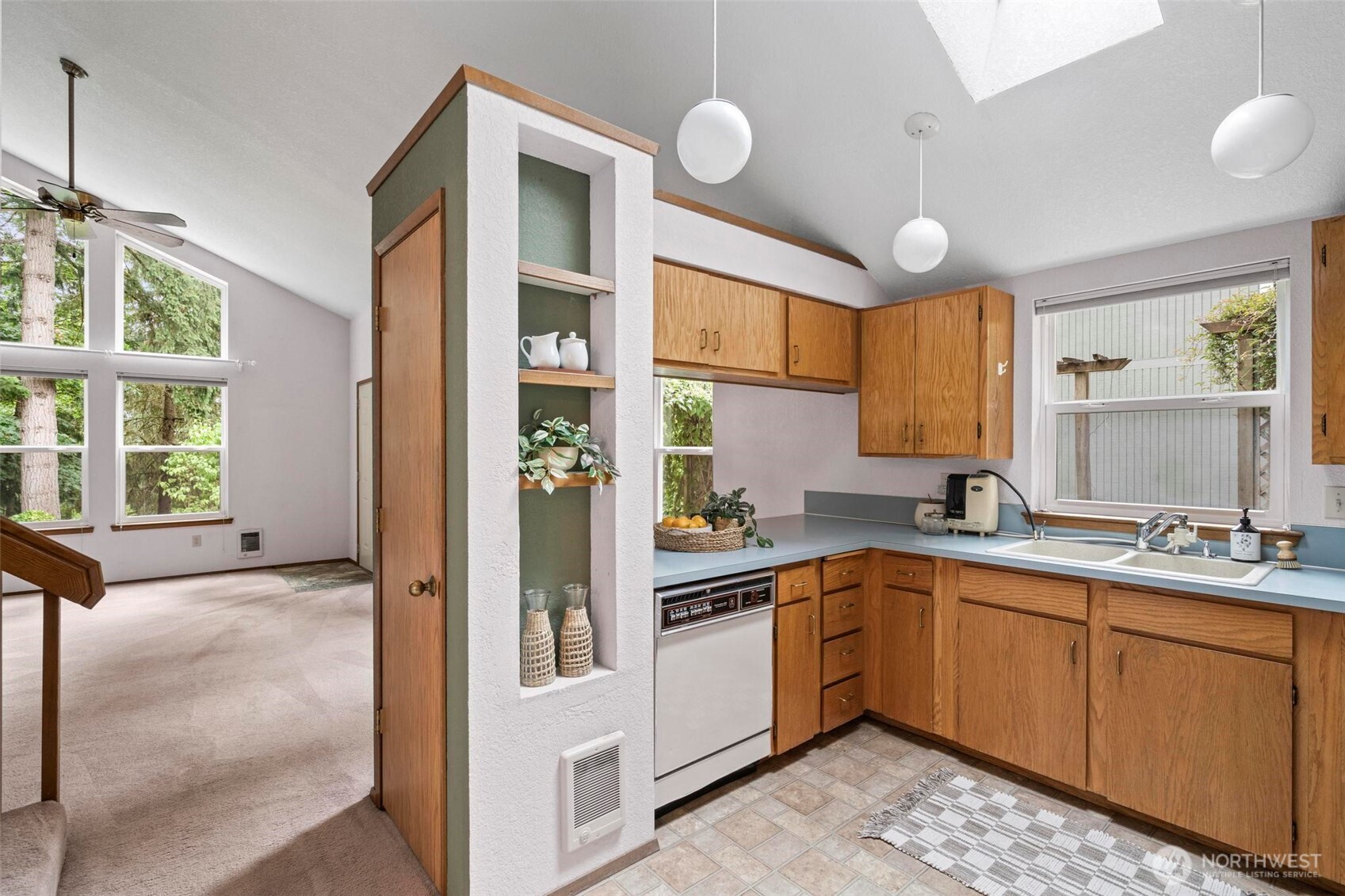 1225 Bay Loop SW