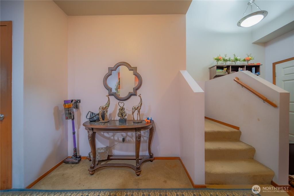 Photo of 1409 51st Place NE, Auburn, WA 98002 (MLS # 2451340)