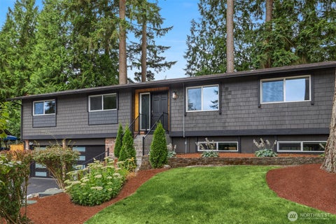 Photo of 212 143rd Street SE, Lynnwood, WA 98208 (MLS # 2583587)