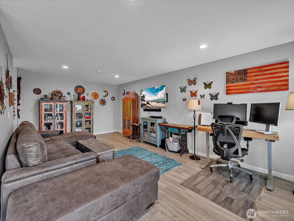 Photo of 15146 65th Avenue S #506, Tukwila, WA 98188 (MLS # 2501055)