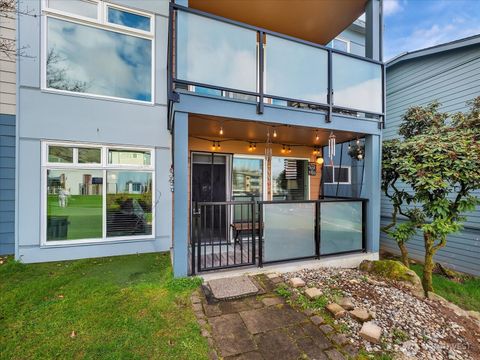 Photo of 15146 65th Avenue S #506, Tukwila, WA 98188 (MLS # 2501055)