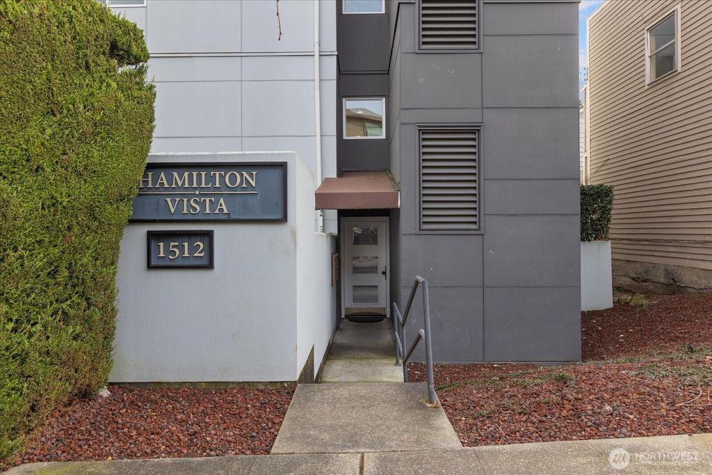 Photo of 1512 California Avenue SW #302, Seattle, WA 98116 (MLS # 2476457)