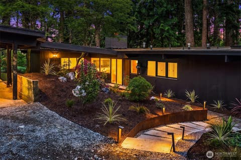 Photo of 14841 SE 54th Street, Bellevue, WA 98006 (MLS # 2530899)