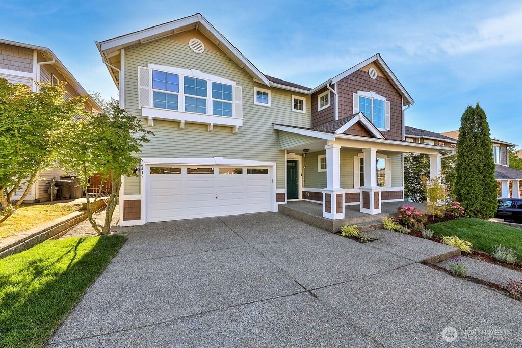 Photo of 9419 Templeton Avenue SE, Snoqualmie, WA 98065 (MLS # 2408441)