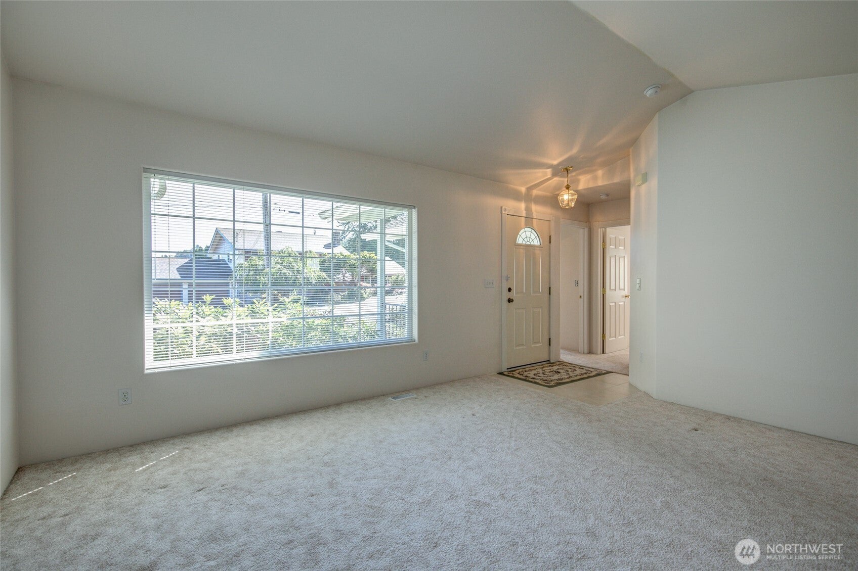 1121 N Fairfield Street