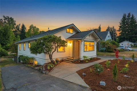 Photo of 2915 Cedarwood Avenue, Bellingham, WA 98225 (MLS # 2574935)