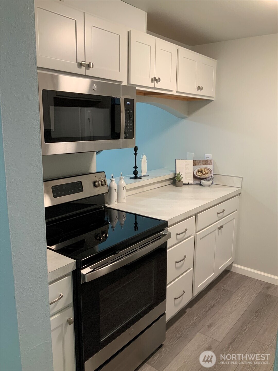 1700 Lake Park Drive SW 2