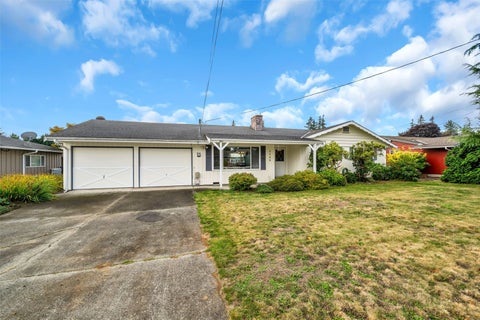 Photo of 5400 90th Street NE, Marysville, WA 98270 (MLS # 2596246)
