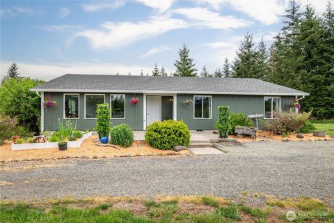 718 Rhoades Road Winlock WA 98596