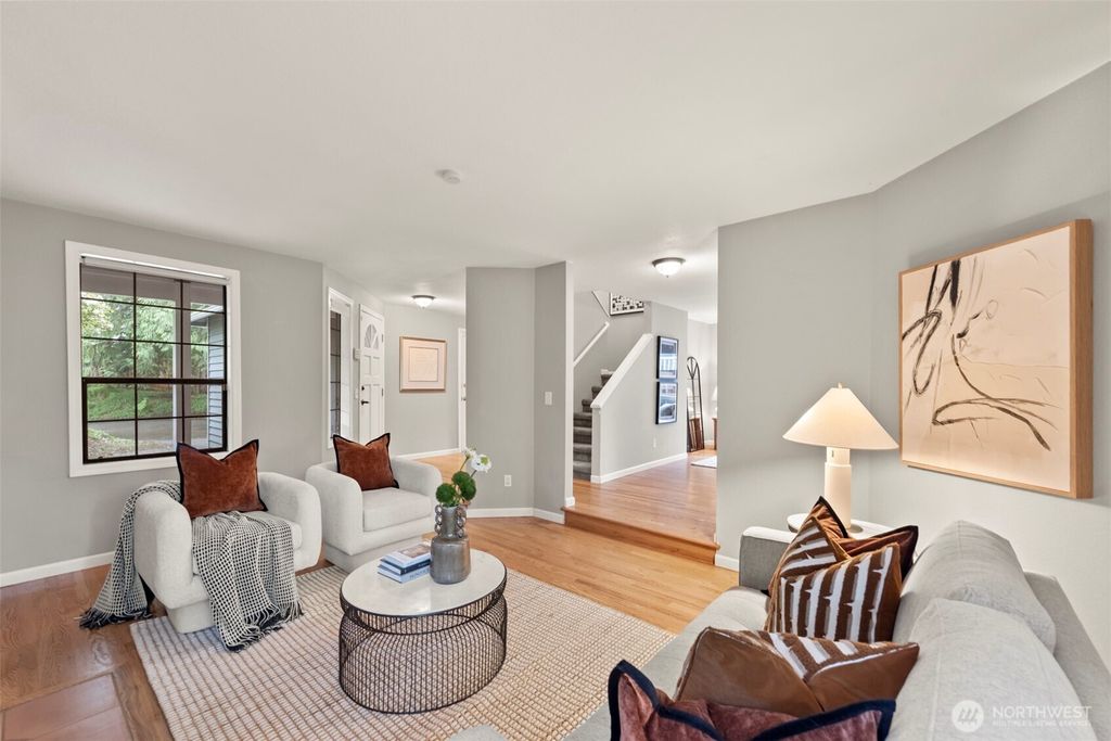 Photo of 1228 NE Brockman Place, Seattle, WA 98125 (MLS # 2515354)