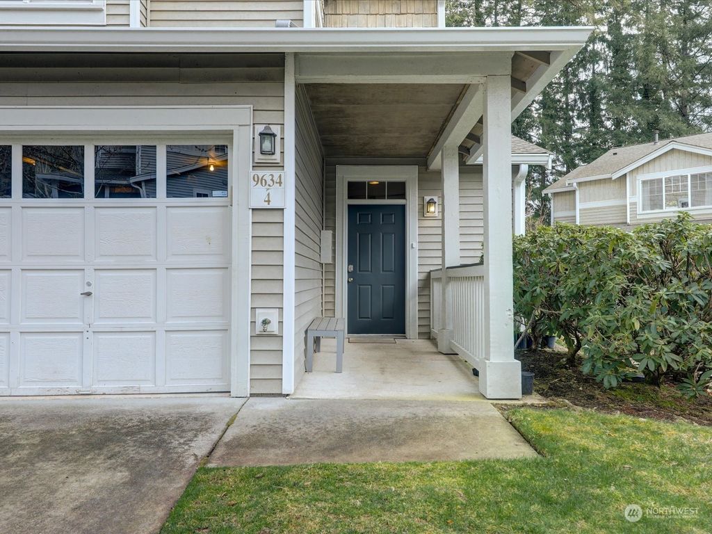 Photo of 9634 179th Place NE #4, Redmond, WA 98052 (MLS # 2049484)