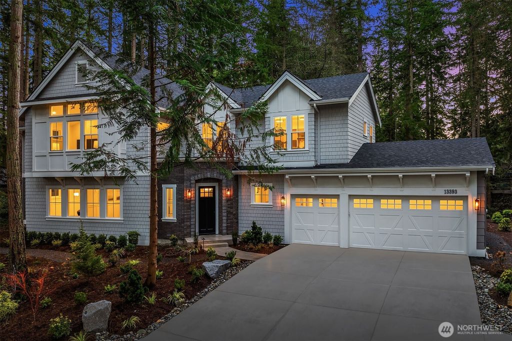 Photo of 13393 NE 45th Street, Bellevue, WA 98005 (MLS # 2334954)