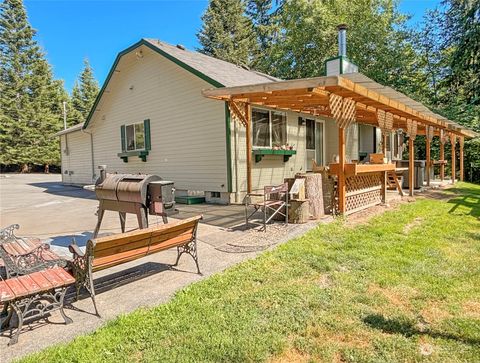 A home in Oak Harbor