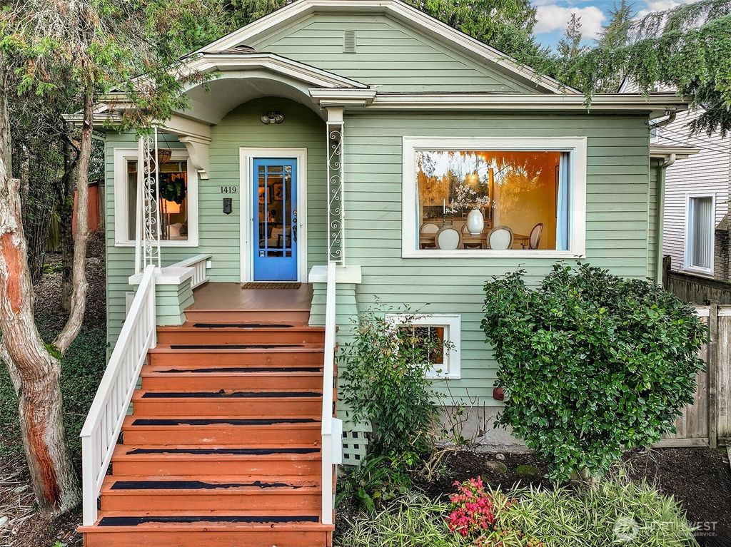 Photo of 1419 25th Avenue E, Seattle, WA 98112 (MLS # 2460845)