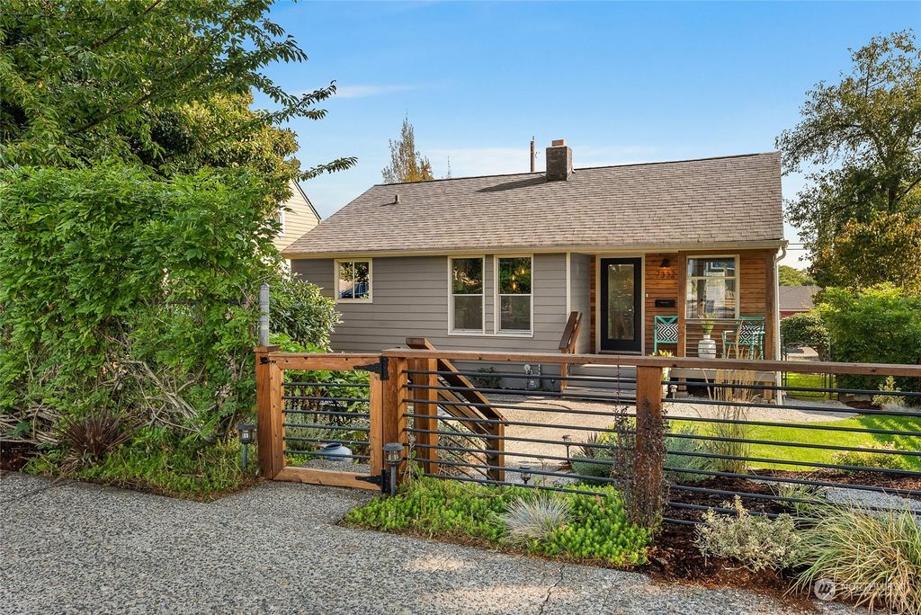 Photo of 7332 29th Avenue SW, Seattle, WA 98126 (MLS # 2009026)
