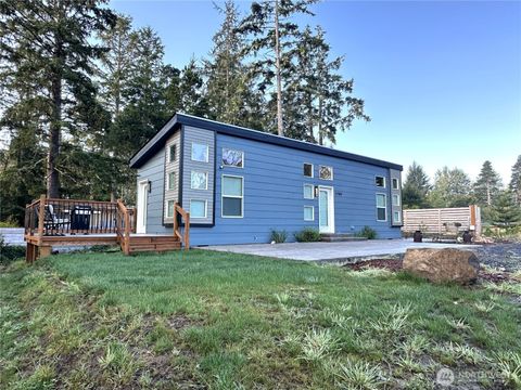 Photo of 27404 U St St, Ocean Park, WA 98640 (MLS # 2436405)