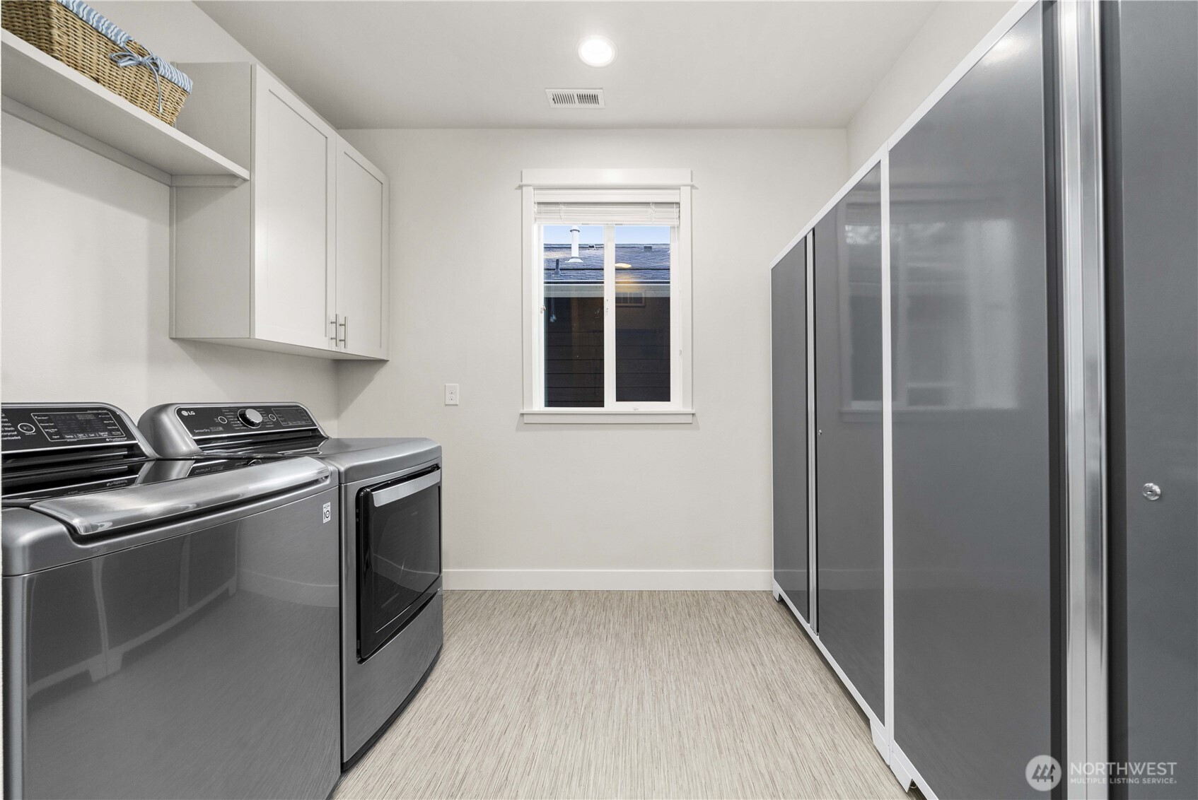 5311 NE Waldron Drive NE