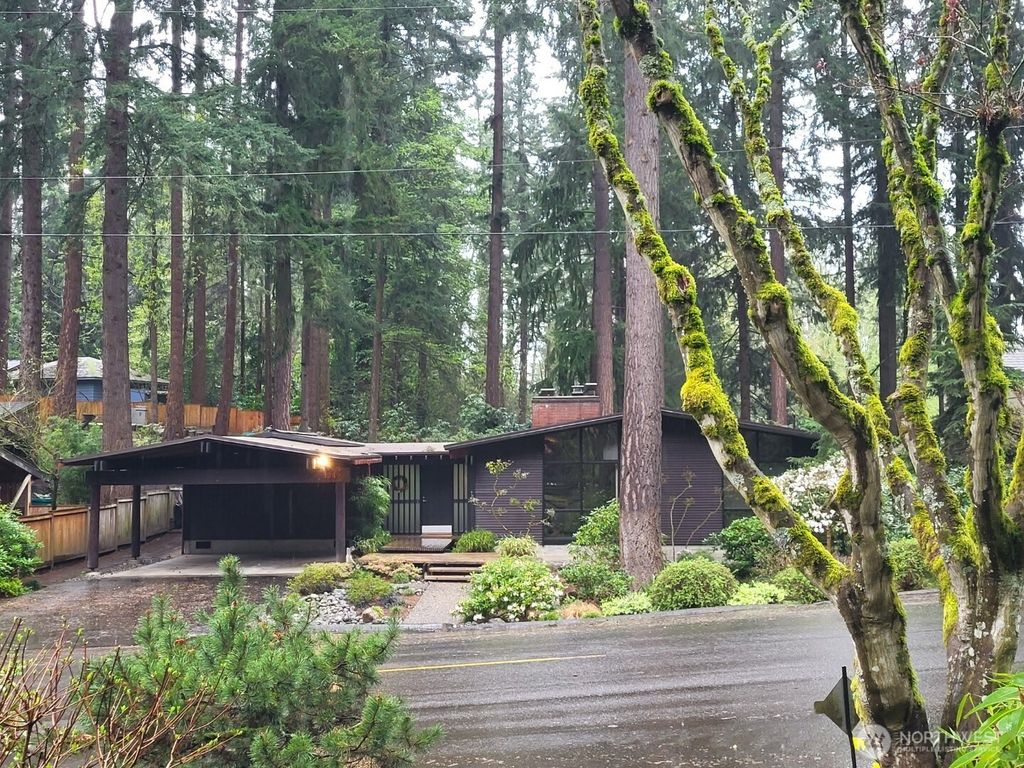 Photo of 134 SW 202nd Street, Normandy Park, WA 98166 (MLS # 2359371)