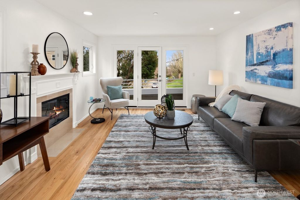 Photo of 3423 8th Avenue W, Seattle, WA 98119 (MLS # 2346910)