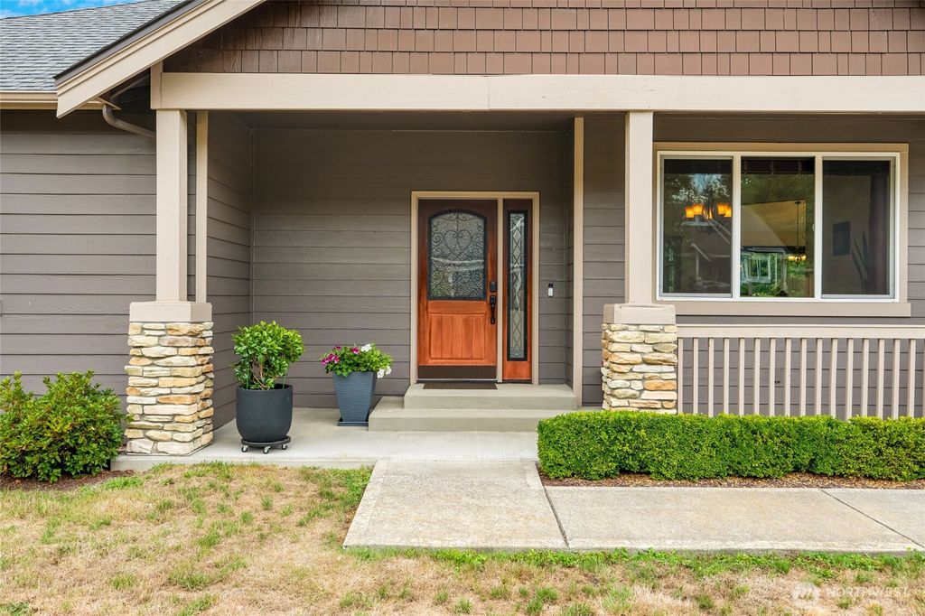 Photo of 20205 107th Street SE, Snohomish, WA 98290 (MLS # 2421250)
