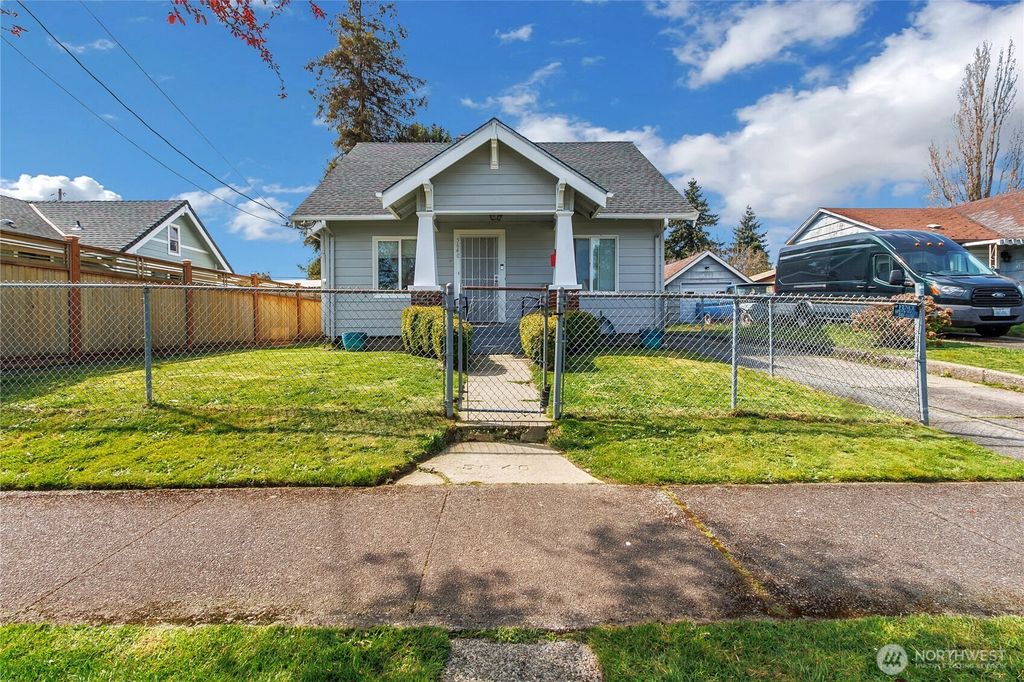 Photo of 5640 S I St, Tacoma, WA 98408 (MLS # 2503871)