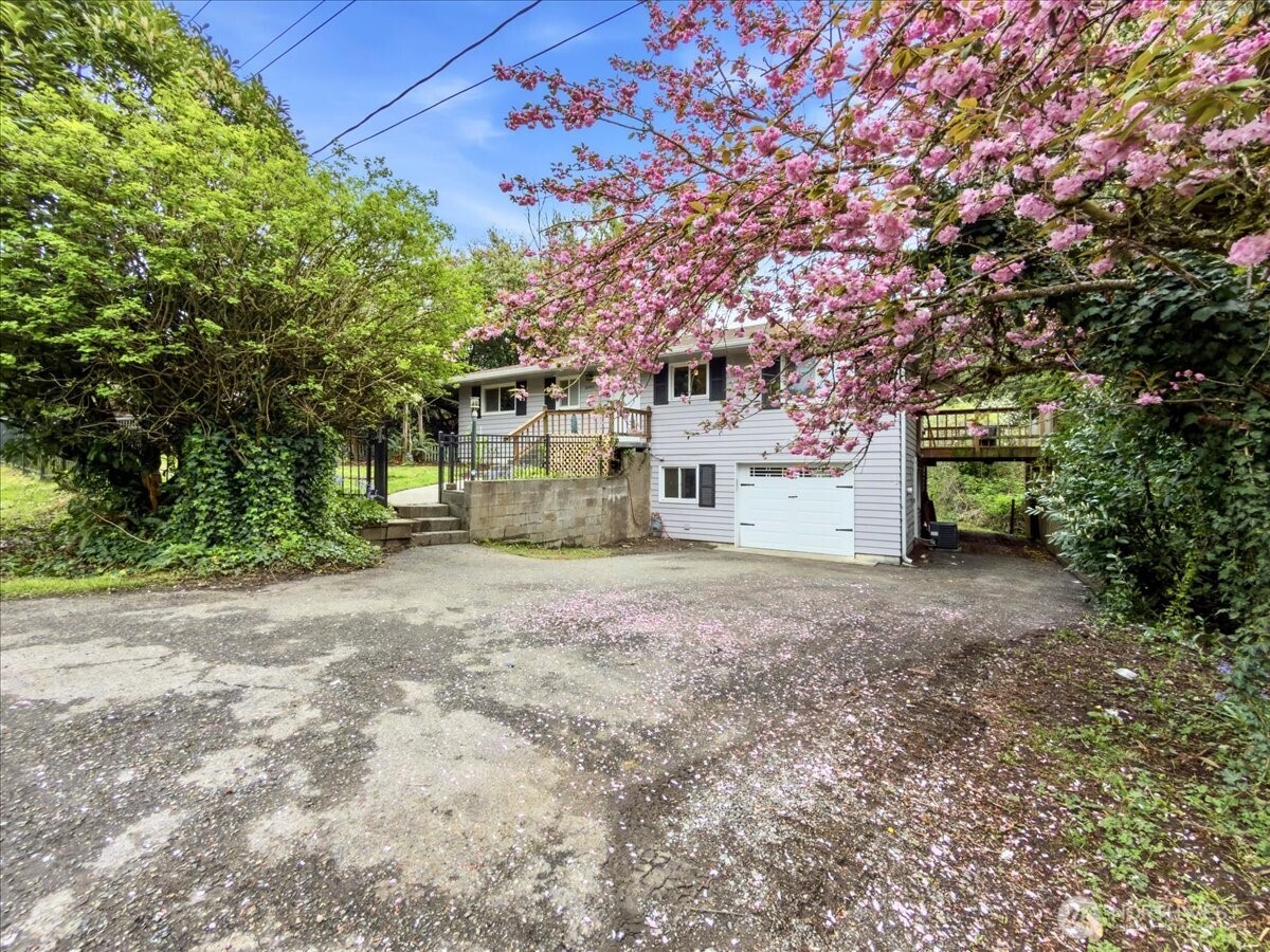 16901 SE 144th Street