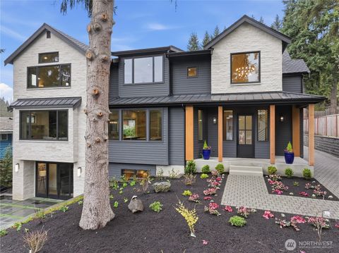 Photo of 10710 SE 16th Street, Bellevue, WA 98004 (MLS # 2494391)