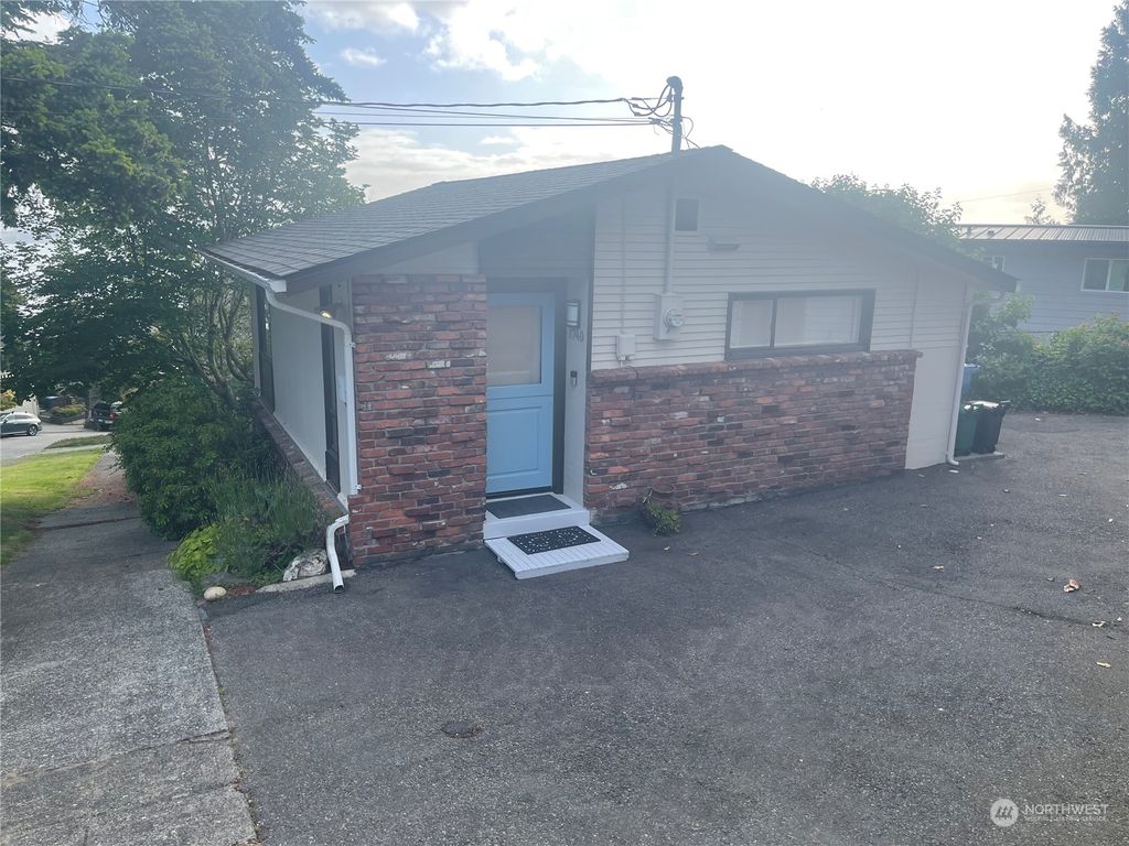 Photo of 1740 Walnut Avenue SW, Seattle, WA 98116 (MLS # 2246390)