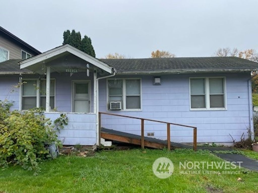 Photo of 13036 56th Avenue S, Tukwila, WA 98178 (MLS # 2326368)