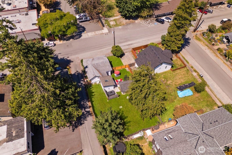 60 2nd Avenue NE
