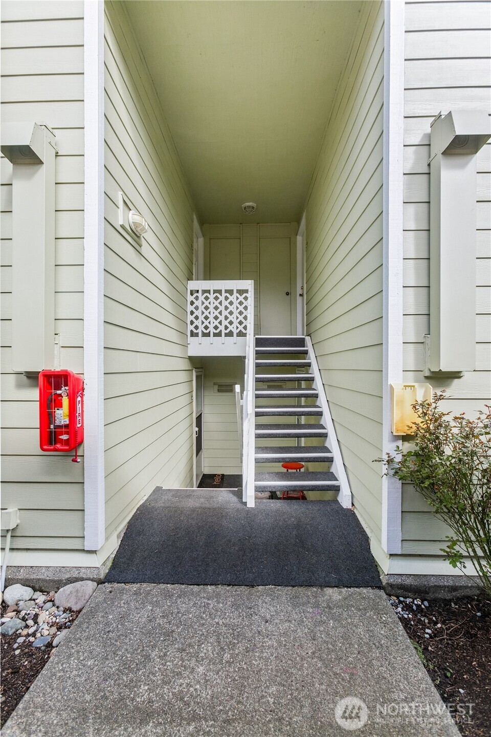 2409 S 222nd Street B16