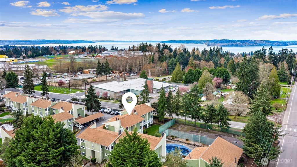 Photo of 2409 S 222nd Street #B16, Des Moines, WA 98198 (MLS # 2495478)