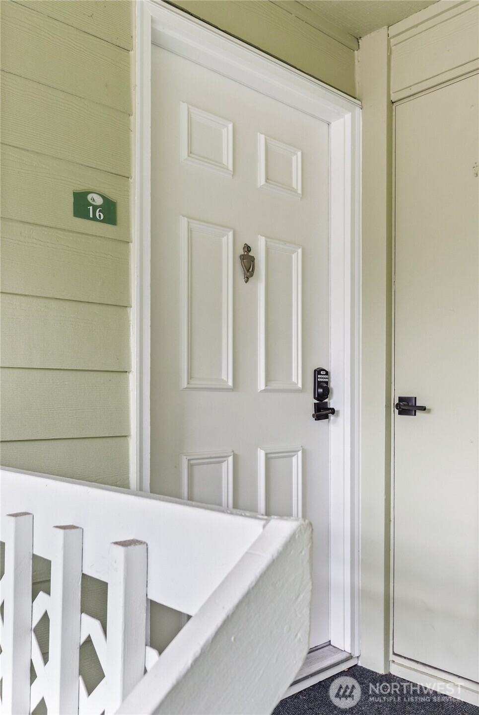 2409 S 222nd Street B16