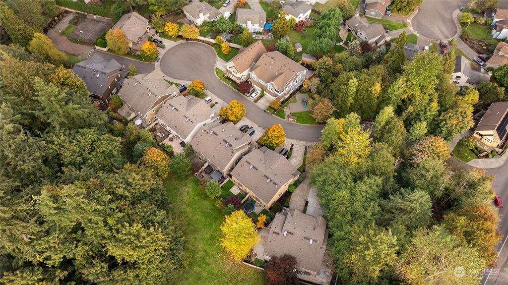 Photo of 4557 185th Avenue SE, Issaquah, WA 98027 (MLS # 2326081)