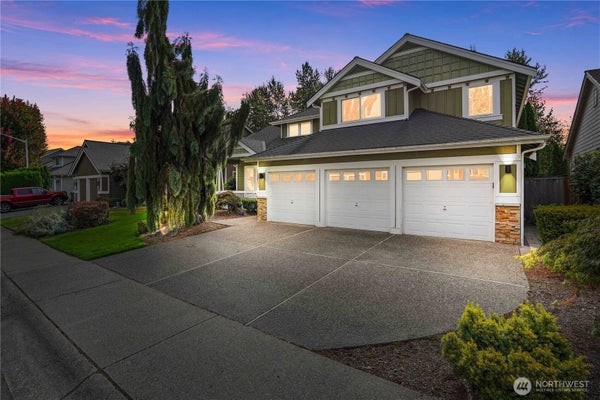 17343 SE 187TH ST, RENTON, WA 98058 - Image bfeea73ca0c8cb17d869d1768f44306d/3674904110