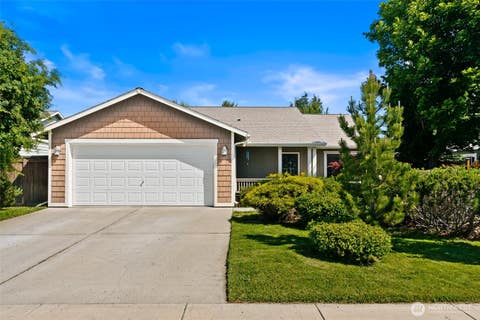 Photo of 403 E Kristen Avenue, Ellensburg, WA 98926 (MLS # 2534838)