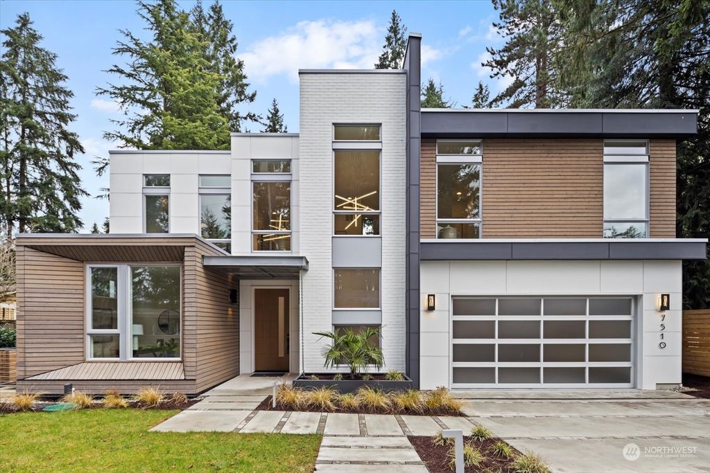 Photo of 7510 123rd Avenue NE, Kirkland, WA 98033 (MLS # 2200878)