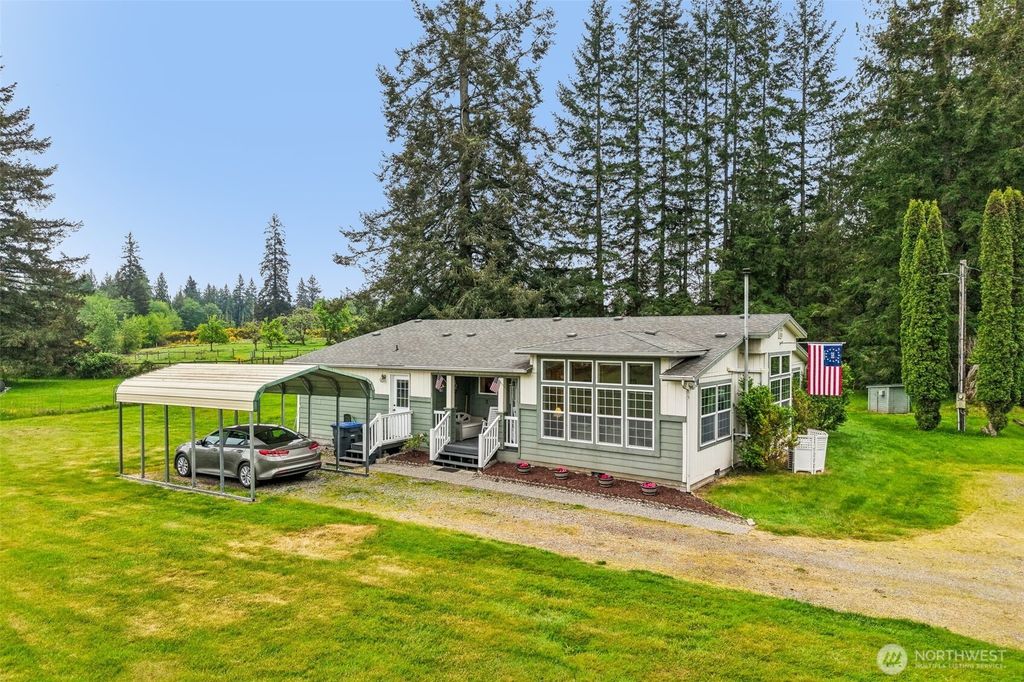 Photo of 27929 State Route 9 NE, Arlington, WA 98223 (MLS # 2521101)