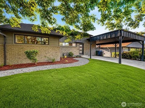 Photo of 7210 Seward Park Avenue S, Seattle, WA 98118 (MLS # 2532694)
