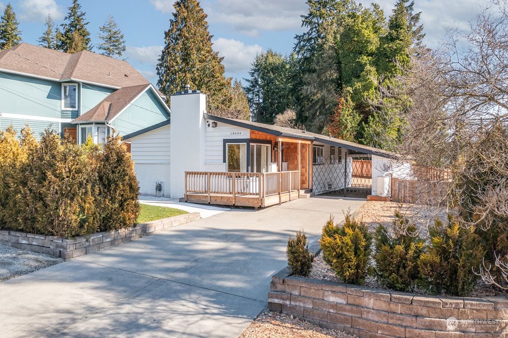 Photo of 18604 105th Avenue NE, Bothell, WA 98011 (MLS # 2039609)